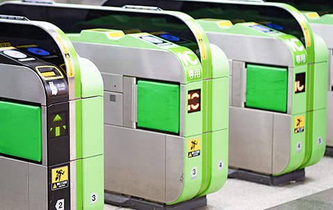 近鉄「大久保駅」奈良線「新田駅」より徒歩2分・駐車場も完備